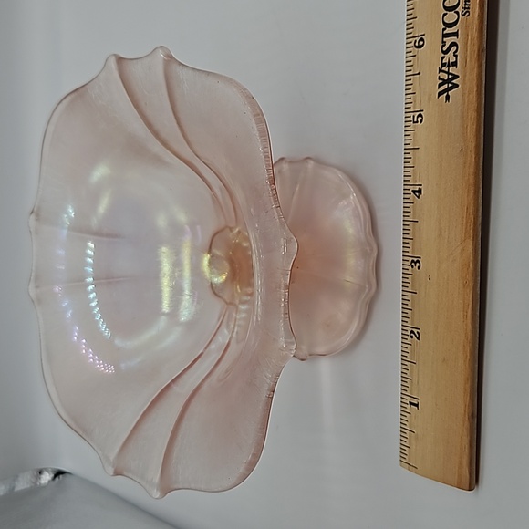 Pink scalloped stretch glass footed compote - Picture 10 of 11